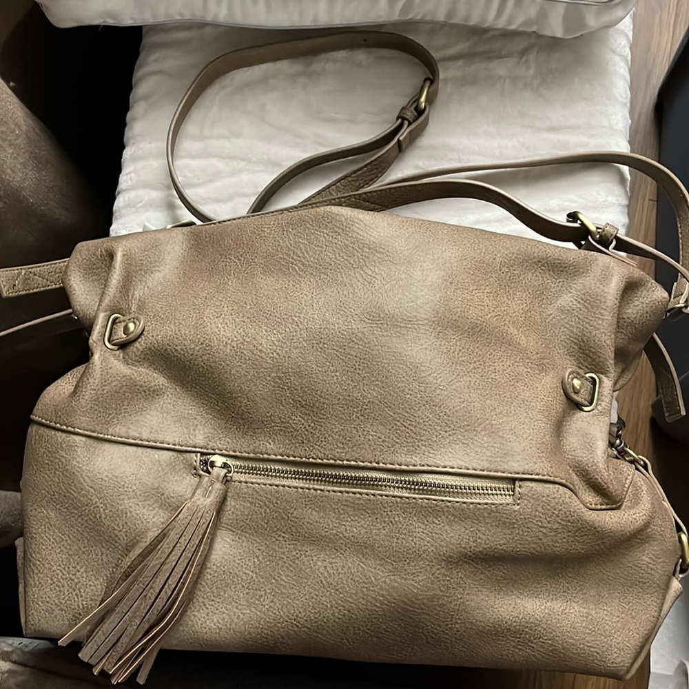 Jen & Co NWT hobo style bag